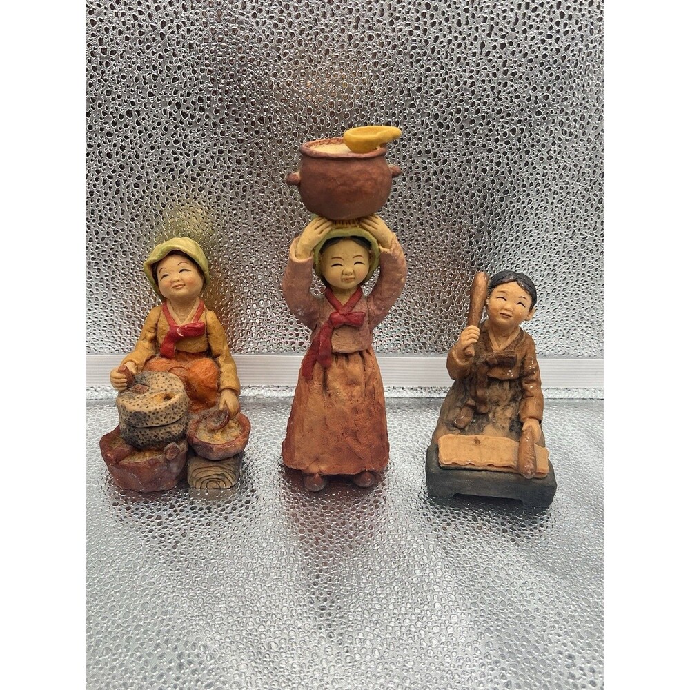 Vintage Korean Resin Working Villager Figurines Lot of 3 Yi Art Style 5-6"